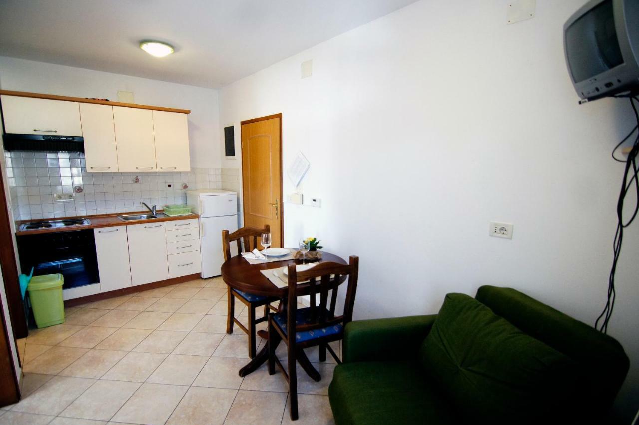 Apartments Ida Đảo Cres Ngoại thất bức ảnh